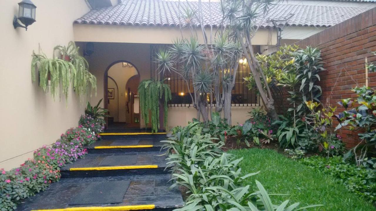 Villas Del Sol Bed & Breakfast Lima Buitenkant foto